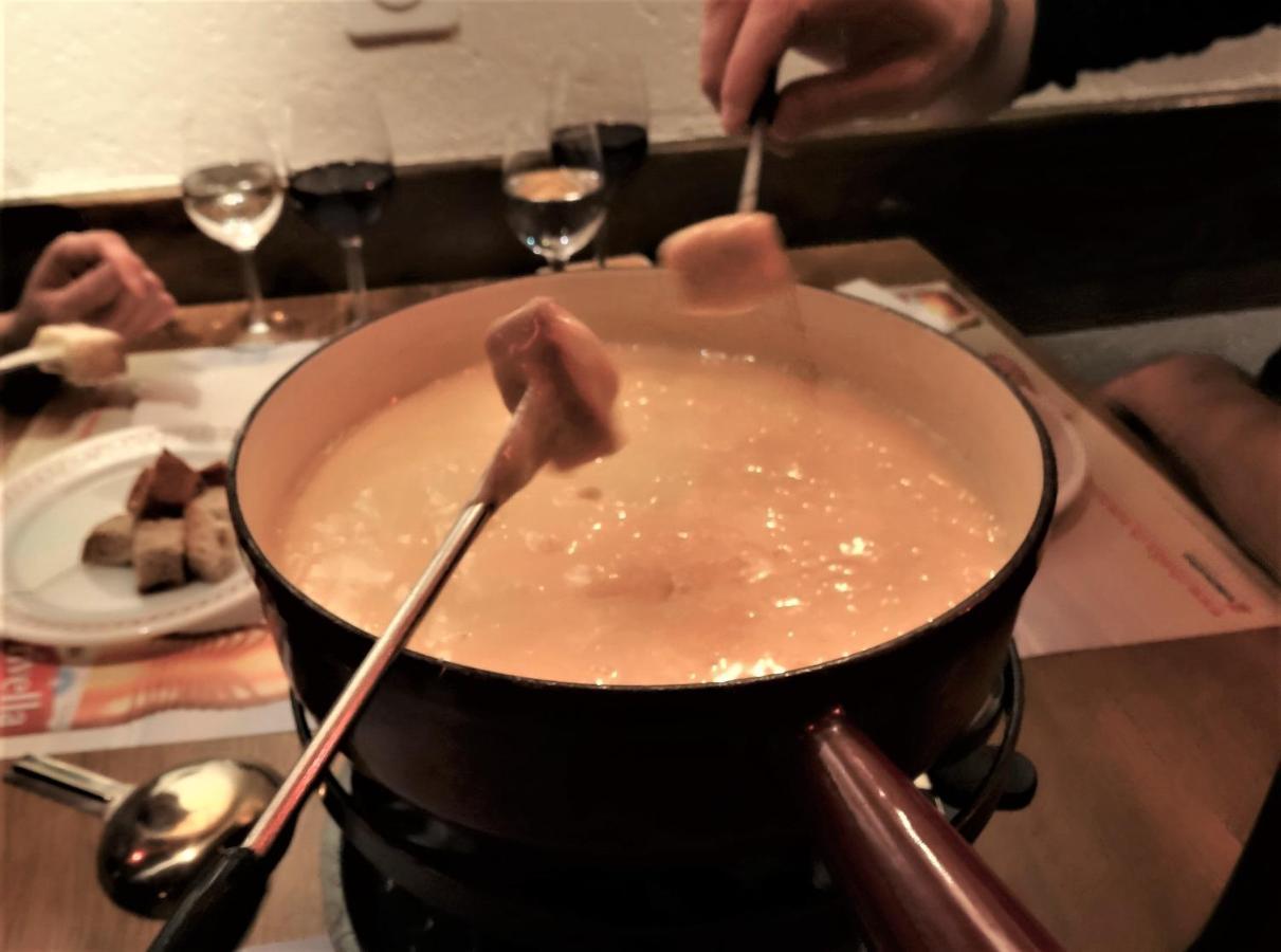 Hotel-Restaurant Grina Simplon Екстериор снимка